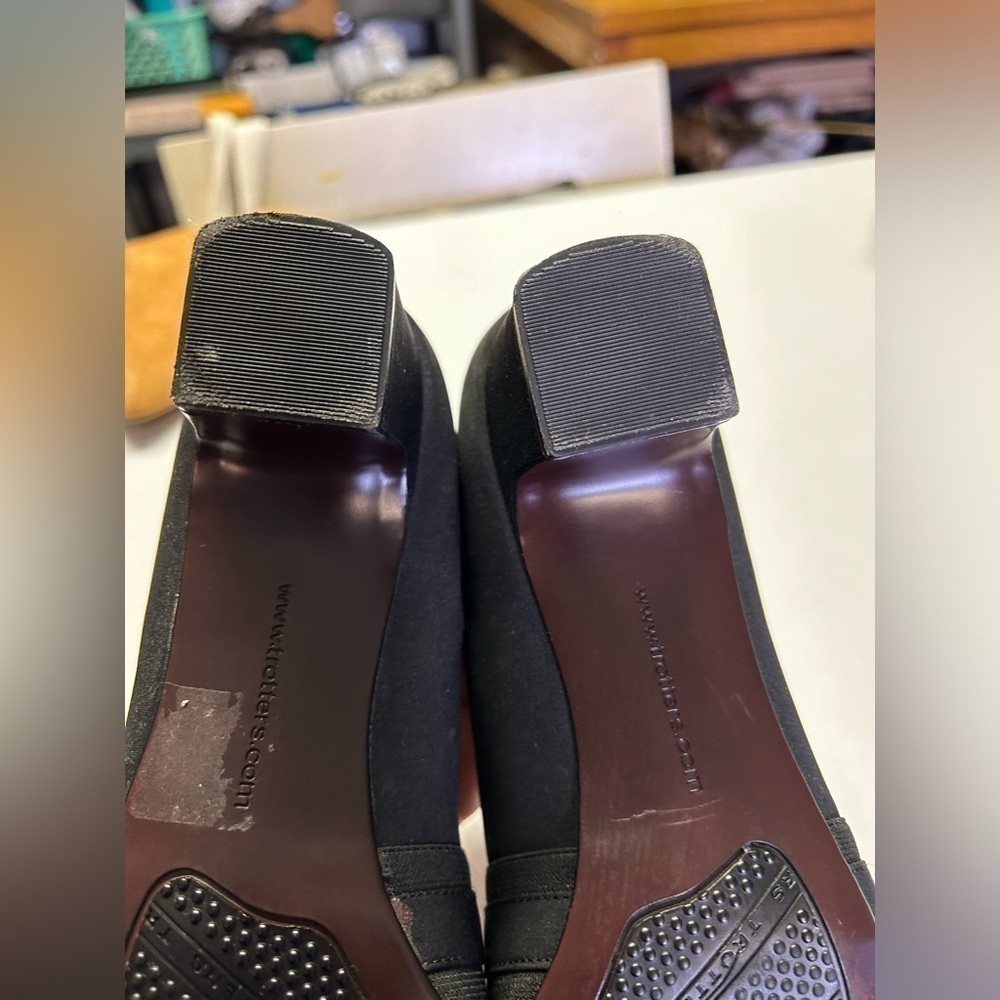 Trotters - Picture 5 of 10